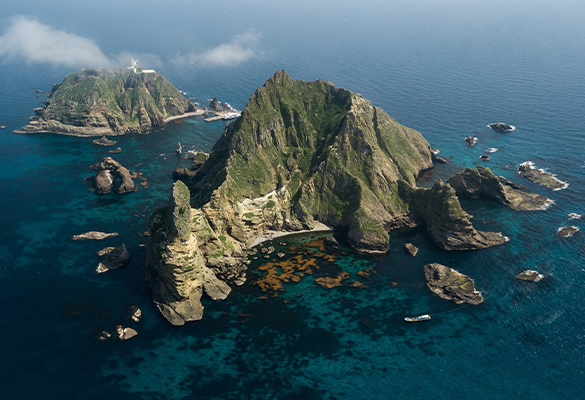 The Dokdo Islands are the center of a diplomatic dispute between South Korea and Japan that goes back more than 300 years.