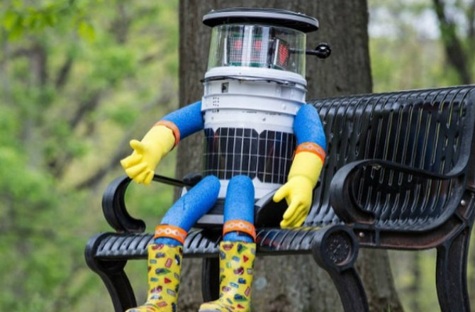 Hitchbot