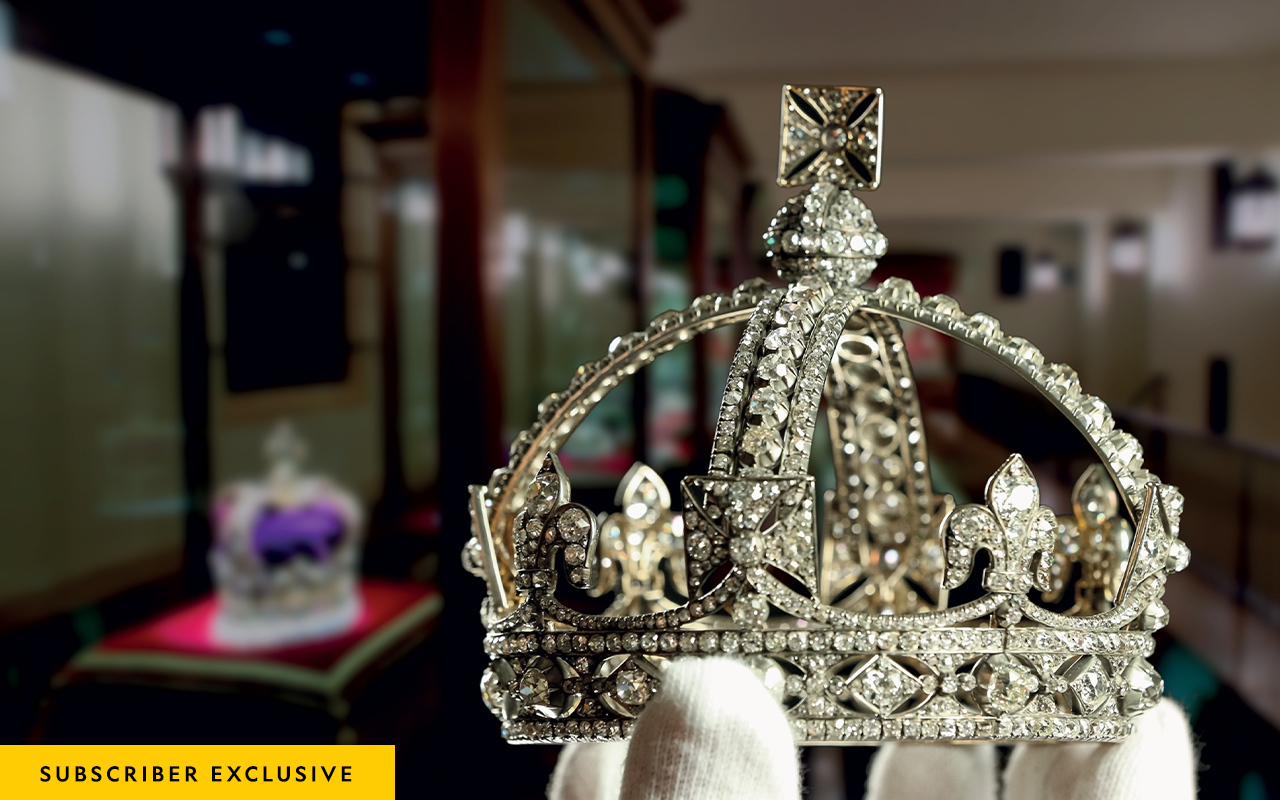 Queen Victoria’s miniature diamond crown was designed in 1870. Today it forms part of the crown jewels, which can be viewed in the Jewel House at the Tower of London.