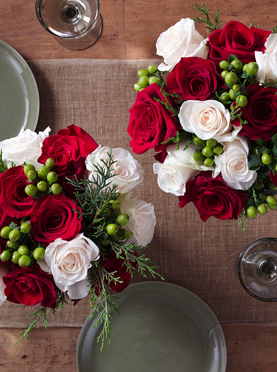 How the Pros Use Florals to Make Tables Pop