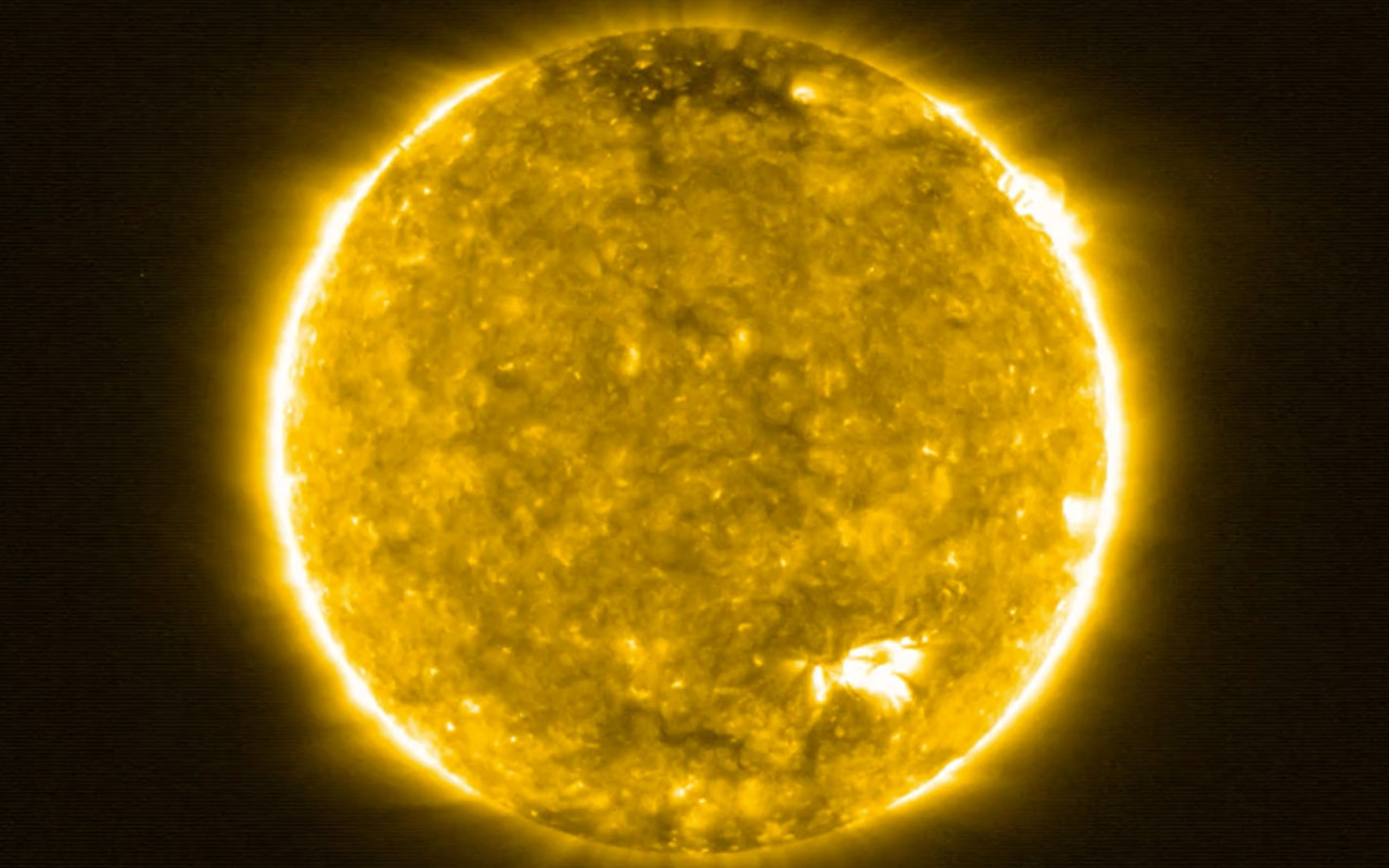 ESA’s Solar Orbiter spacecraft took this image of the sun in extreme ultraviolet on May 30, 2020. Images in this wavelength help reveal the sun's diaphanous upper atmosphere, or corona, which is a blistering one million degrees.
