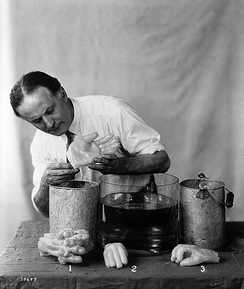 In his 1923 book, Houdini described the mediumistic trick known as "finger-printing a spirit." In this illusion, a plaster mold of a dead person's hand would be carefully prepared then used to make fingerprints of the deceased appear during a seance with the living relatives.