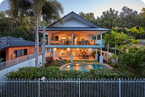 Find holiday homes in Port Douglas, Australia.