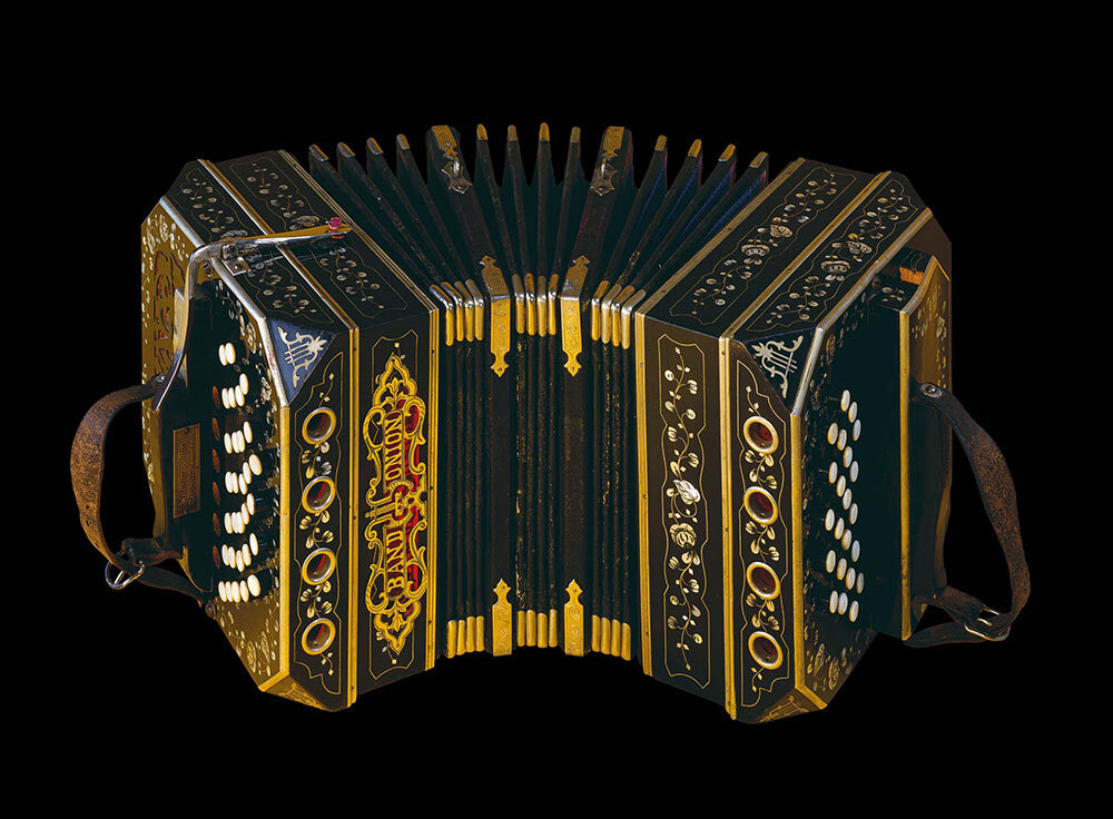 An accordion