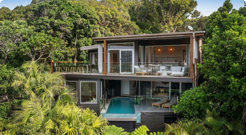 A lush paradise surrounds this Byron Bay, Australia private home.
