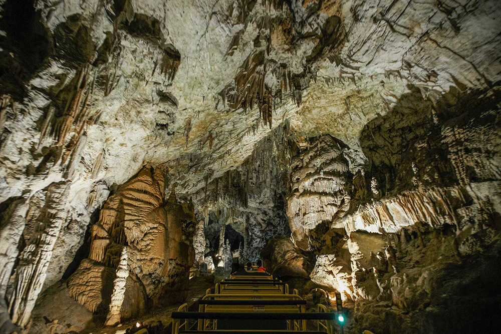 Postpone Cave in Slovenia from the underground train system