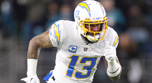 Chargers trade Pro Bowl WR Keenan Allen to Bears