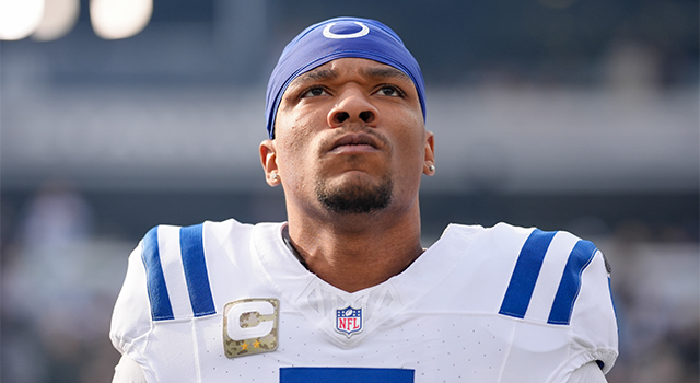 Colts' Anthony Richardson leaves preseason game with dislocated finger