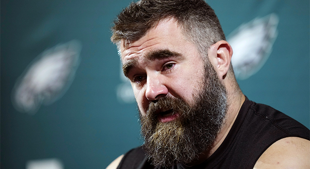 Eagles center Jason Kelce announces retirement