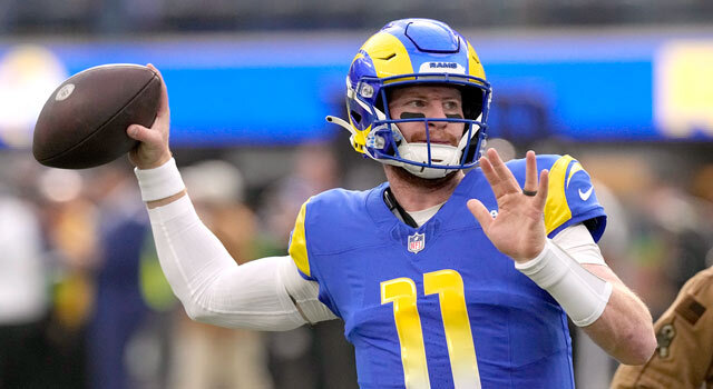 Rams to start Carson Wentz in Week 18