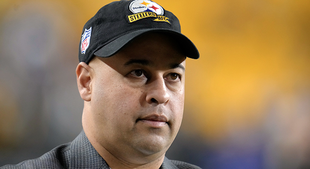 Steelers sign general manager Omar Khan to new three-year contract