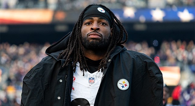 Chargers' Najee Harris injures eye in fireworks mishap