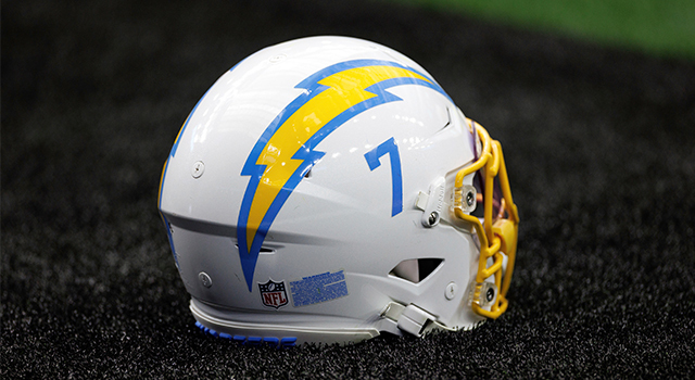 Chargers introduce 'Charger Power' alternate, 'Super Charger' classic uniform