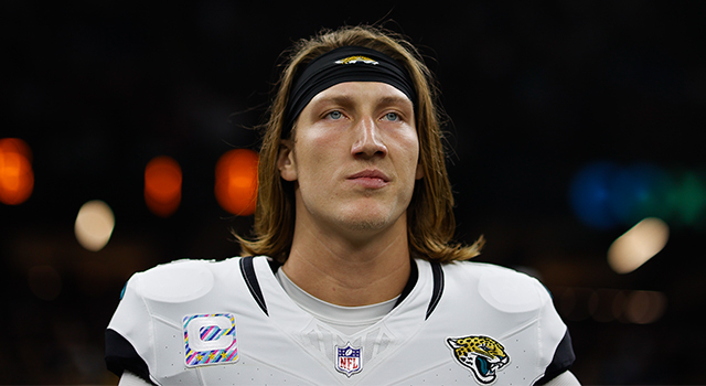 JAX QB Lawrence suffered right high ankle sprain vs, CIN