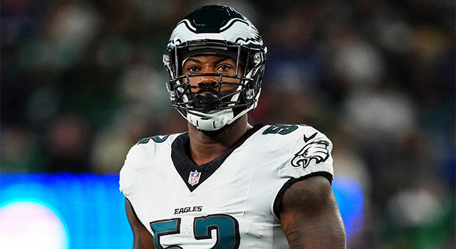 Eagles pass rusher Za'Darius Smith announces retirement mid-season