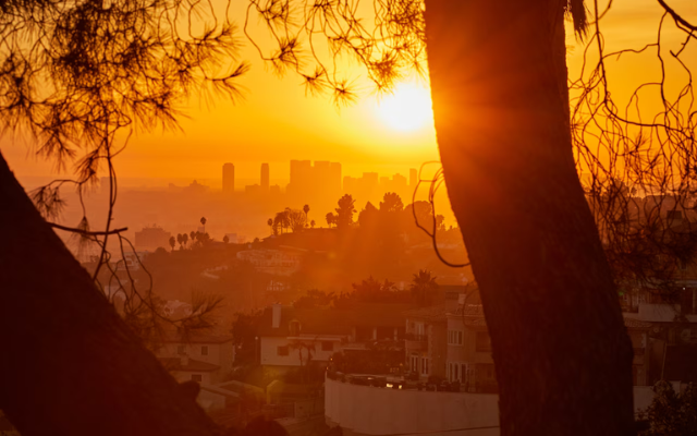 An image of Los Angeles on a hot day.